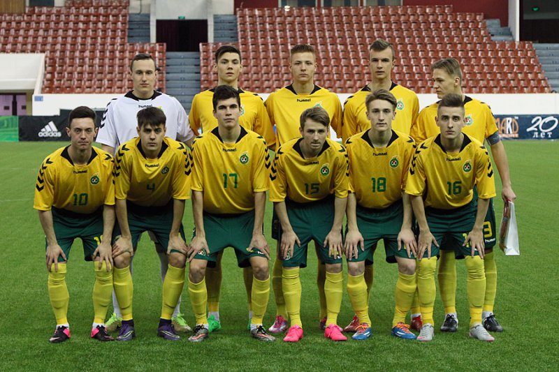 V. Granatkino turnyre Lietuvos jaunių futbolo rinktinė sužaidė taikiai su japonais