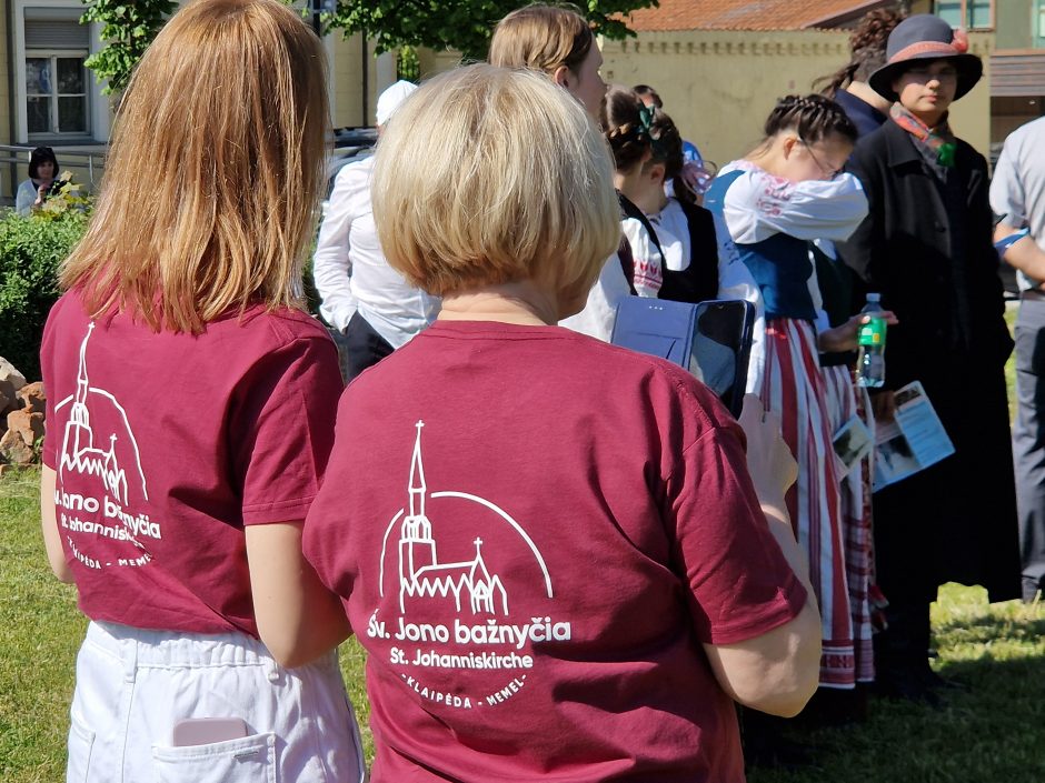 Atkurta Šv. Jono bažnyčioje kabojusi istorinė atminimo lenta