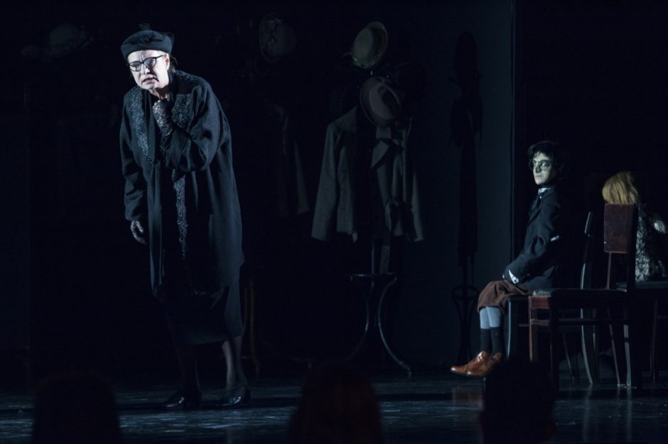 Tikrojo teatro paieškos: tarp realybės ir iliuzijos