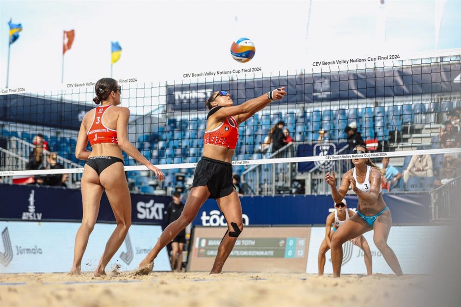 Seserys Grudzinskaitės pergalingai startavo „Beach Pro Tour“ turnyre Graikijoje