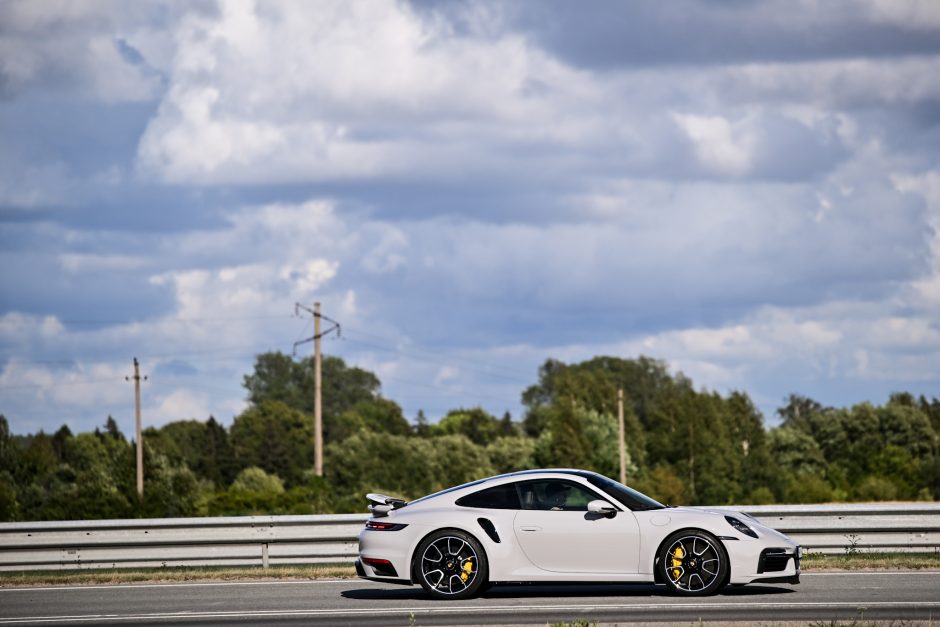 „Aurum 1006 km lenktynių“ trasoje – tik „Porsche“ automobiliai