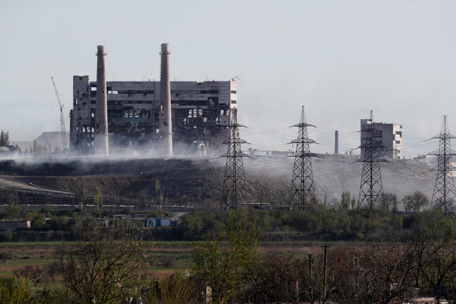 Rusija žada nutraukti ugnį, kad iš Mariupolio „Azovstal“ galėtų būti evakuoti civiliai