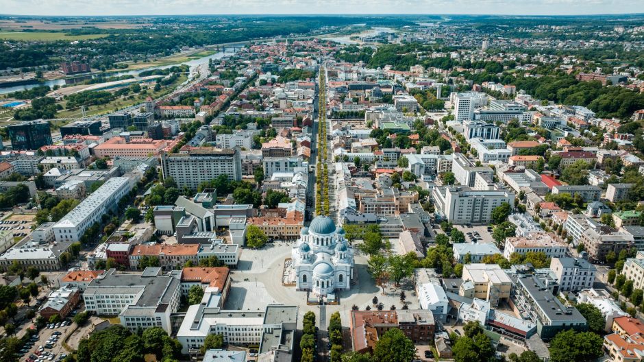 Pagaliau: atidengiama reprezentacinę išvaizdą atgavusi Šv. Arkangelo Mykolo (Įgulos) bažnyčia