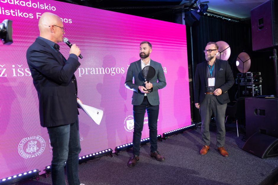 R. Sakadolskio žurnalistikos apdovanojimai