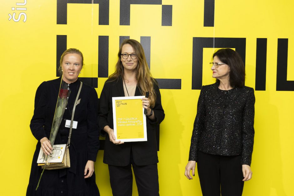 Penktadienio vakarą paaiškėjo geriausios meno mugės „ArtVilnius’21“ galerijos ir menininkai
