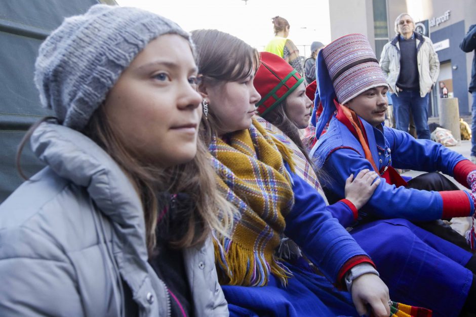 G. Thunberg Norvegijoje prisijungė prie samių protesto prieš nelegalias vėjo jėgaines