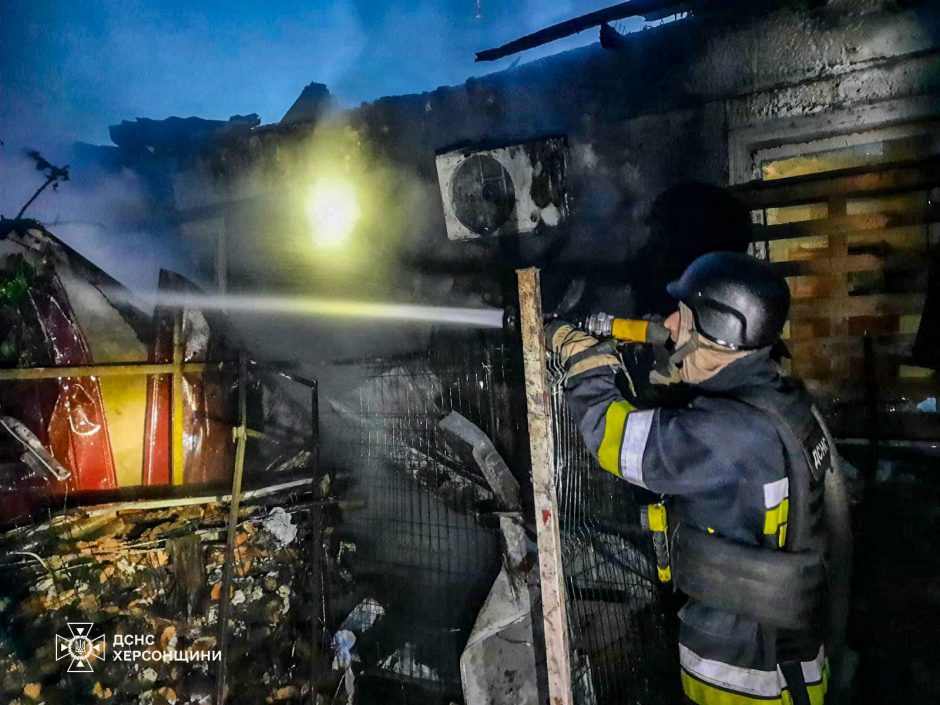 Ukraina praneša apie du žuvusius civilius Chersone ir vieną Donecko srityje