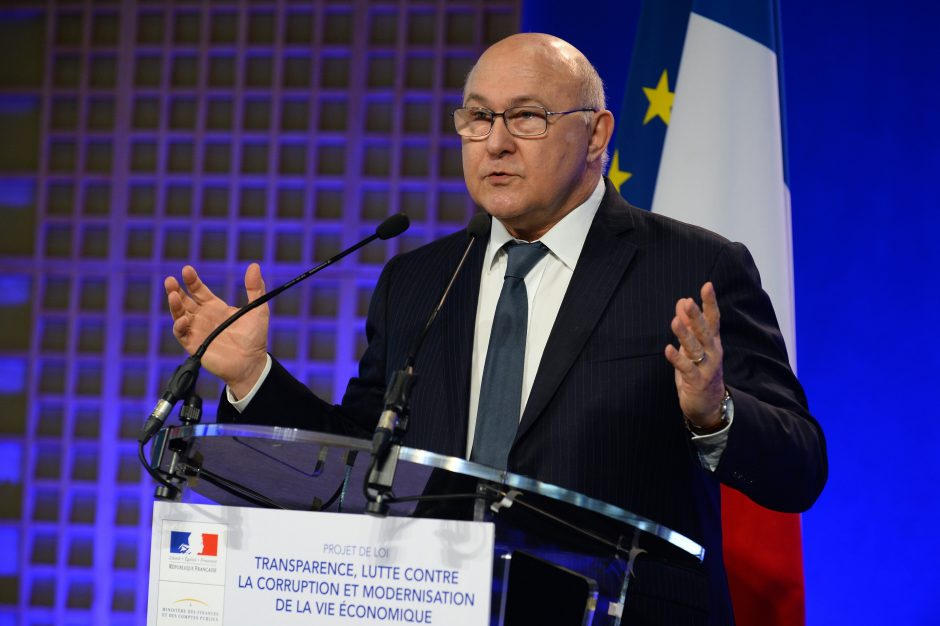 Ministras: Prancūzija įrašys Panamą į mokesčių rojaus sąrašą