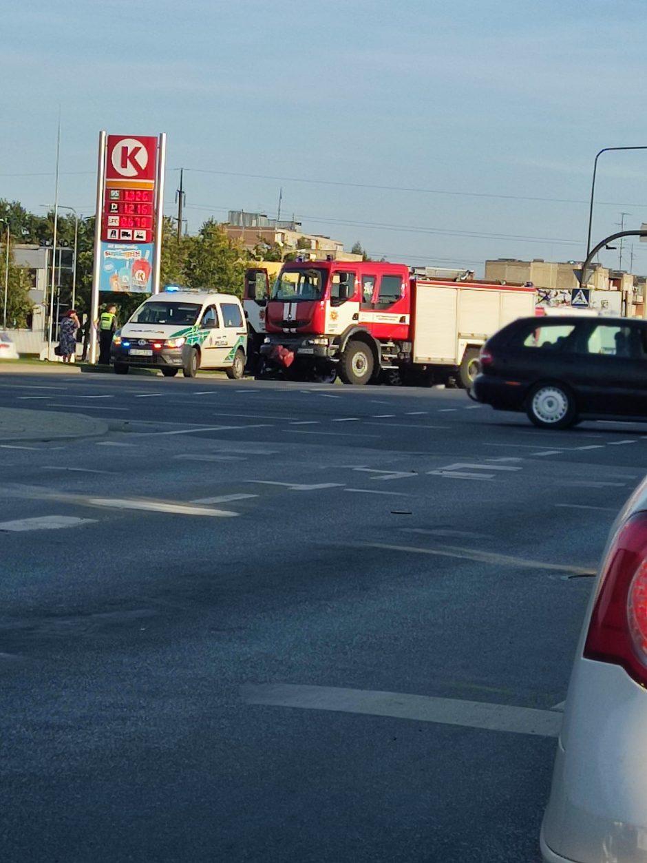 Per dviejų automobilių avariją Muravos sankryžoje nukentėjo motina ir sūnus