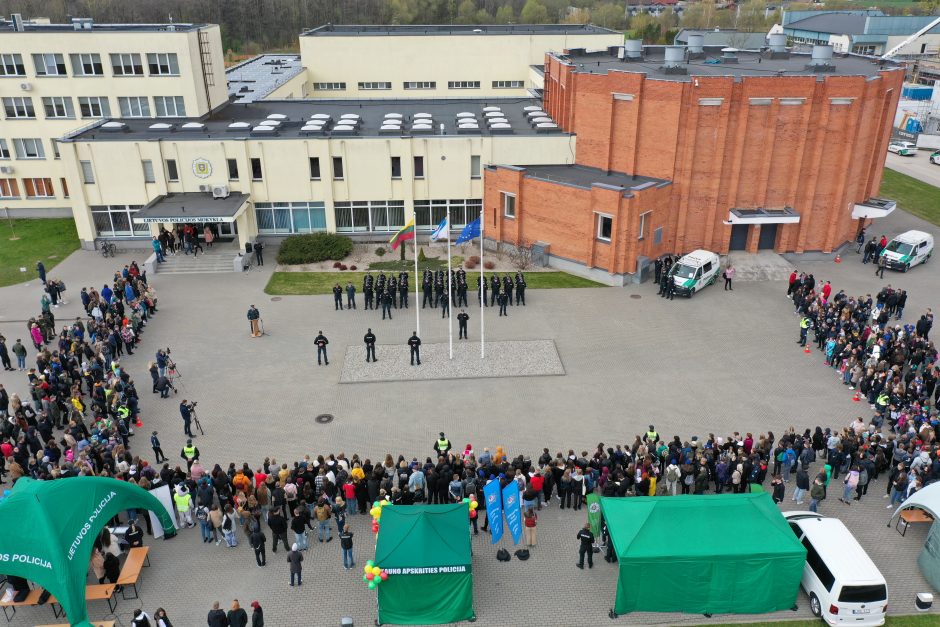 Mastaičiuose įspūdinga gausa moksleivių – Lietuvos policijos mokykloje vyko atvirų durų diena