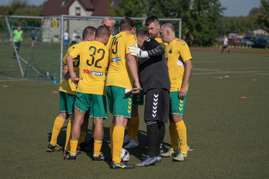 Žurnalistų futbolo šventėje – titulą apgynę svečiai ir nauji Lietuvos čempionai