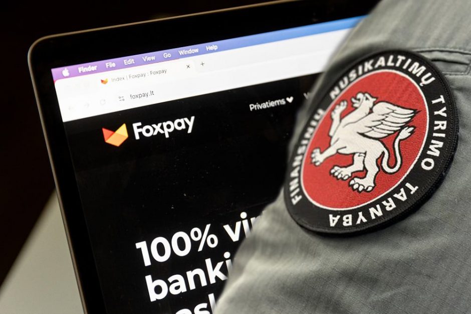 Žiniasklaida: aukšto FNTT pareigūno sutuoktinė dirba „Foxpay“ finansų vadove 