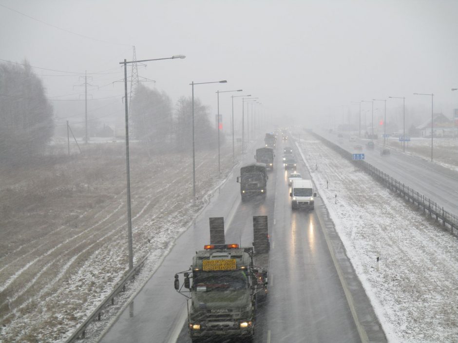 Didžiojoje šalies dalyje vis dar tęsiasi lijundra