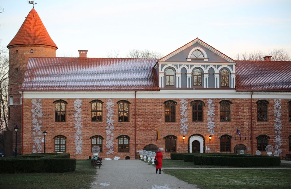 Raudondvario kalėdinių puošmenų kūrėjams – padėkos ir dovanos 