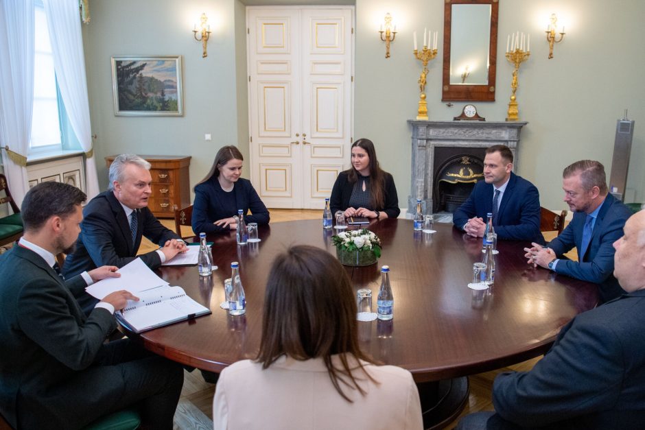 Aukščiausi Lietuvos vadovai priėmė Tarptautinio paralimpinio komiteto prezidentą