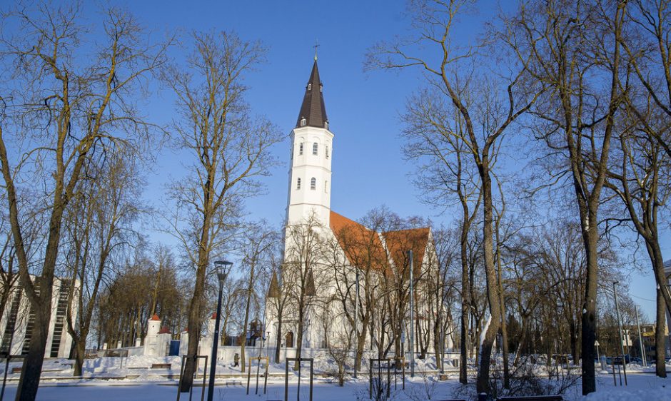 Seimas svarstys pataisas, kurios leistų perkelti sovietų karių kapus