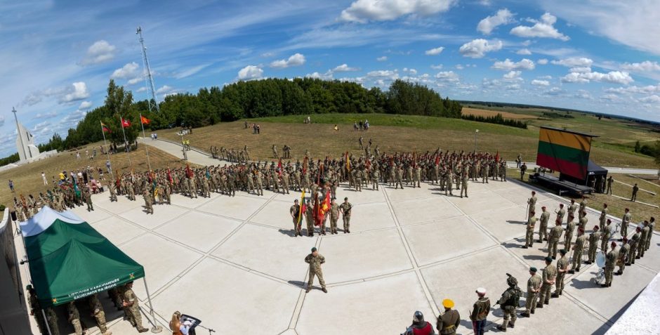 Kryžkalnyje paminėta Lietuvos kariuomenės Sausumos pajėgų diena 