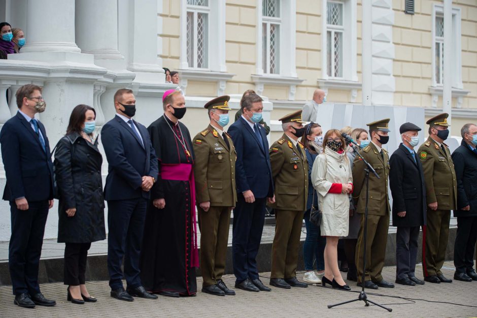 Generolas majoras G. Zenkevičius po 29 metų tarnybos iškilmingai išleistas į atsargą