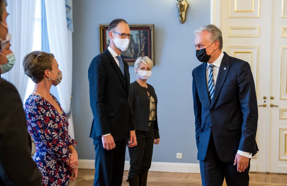 G. Nausėda su Šveicarijos parlamento vadove aptarė šalių bendradarbiavimo galimybes