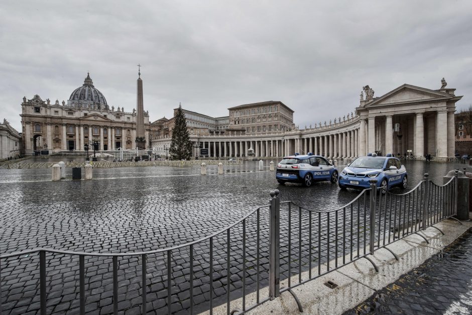 Vatikanas skiepyti nuo COVID-19 pradės antroje sausio pusėje