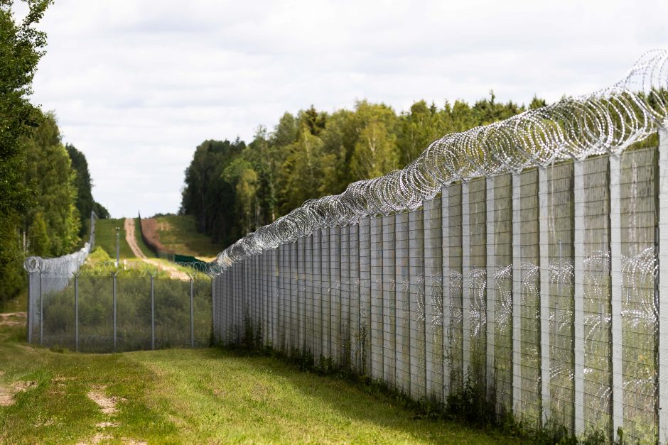 EK Lietuvai ir dar 5 šalims skyrė 170 mln. eurų sienų su Rusija ir Baltarusija stebėjimui stiprinti