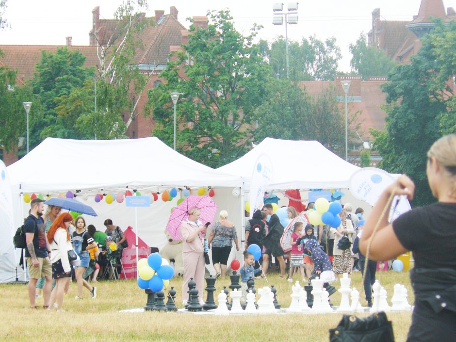 Festivalio šviesa – nuoširdžios vaikų šypsenos