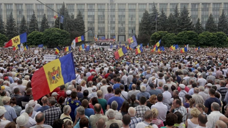 Moldovoje padėtis nerimsta: protestuotojai žada grįžti