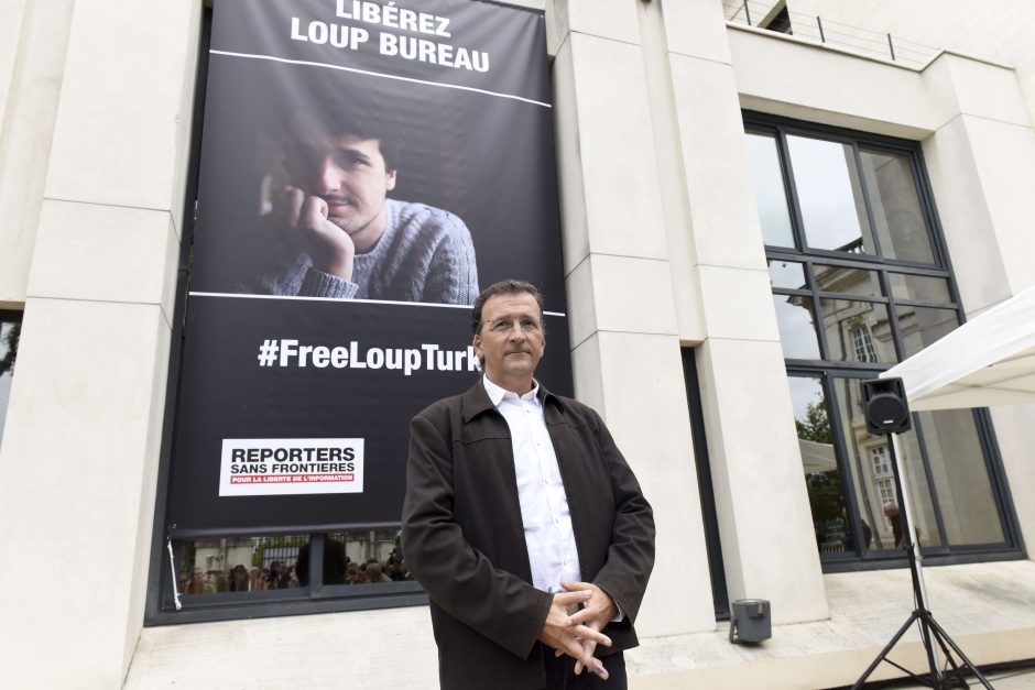 Turkijoje paleistas terorizmu kaltintas prancūzų žurnalistas