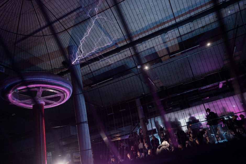Pirmosios Vilniaus elektrinės 120-metį pažymės žaibuojančios operos