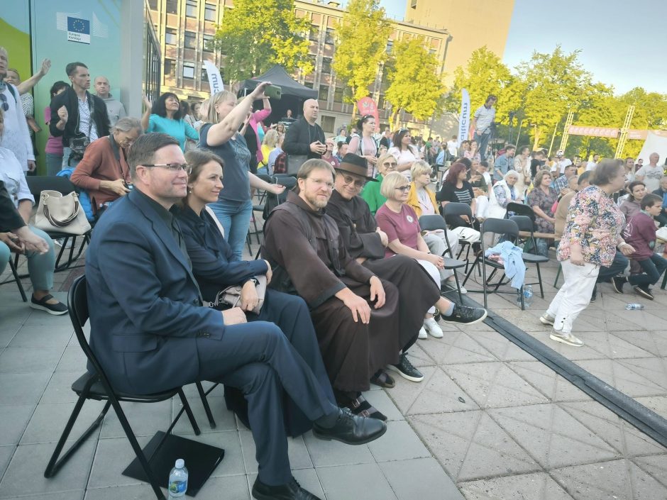 Atkurta Šv. Jono bažnyčioje kabojusi istorinė atminimo lenta