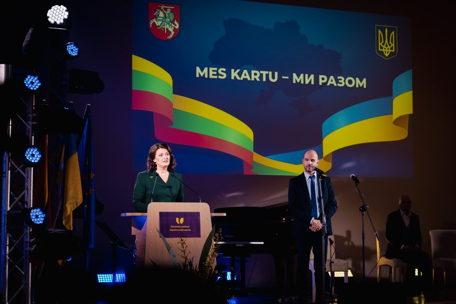 D. Nausėdienė karo metinių išvakarėse: Lietuvos ir Ukrainos draugystė kaip niekada tvirta