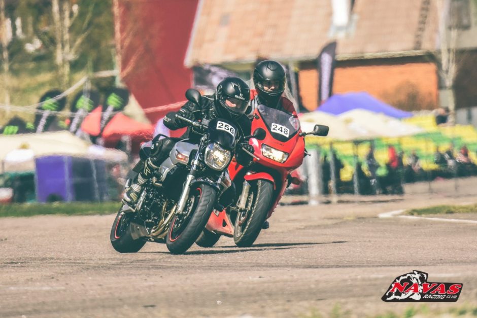 „Nemuno žiede“ susirinko per 200 motociklų entuziastų