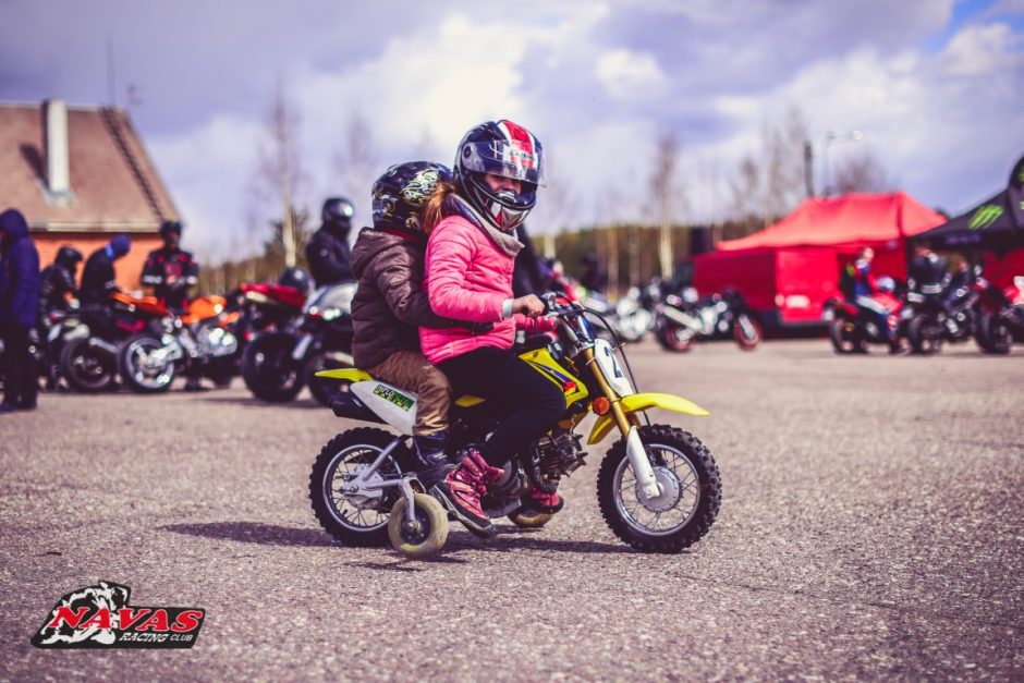 „Nemuno žiede“ susirinko per 200 motociklų entuziastų
