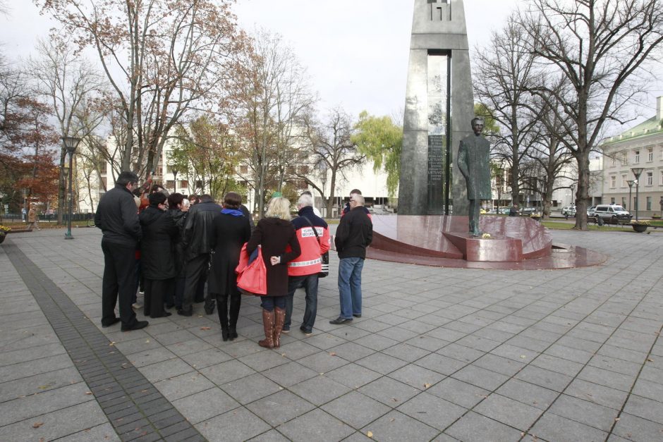 Prieš Bendrąjį pagalbos centrą kyla ir medikai 