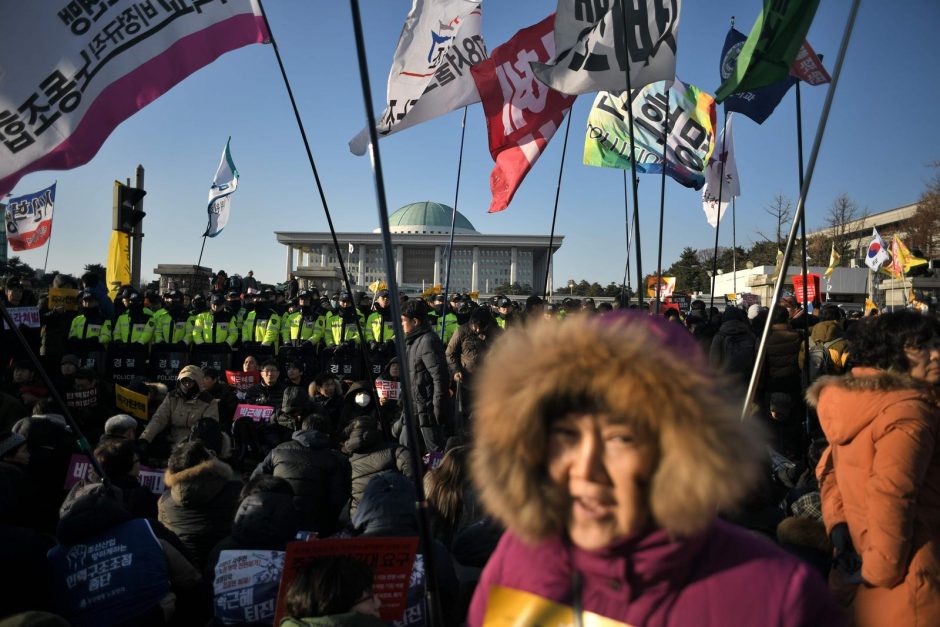 Pietų Korėja nubalsavo už prezidentės apkaltą