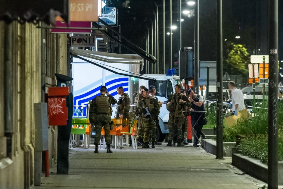 Briuselio centre nukautas karius atakavęs užpuolikas 