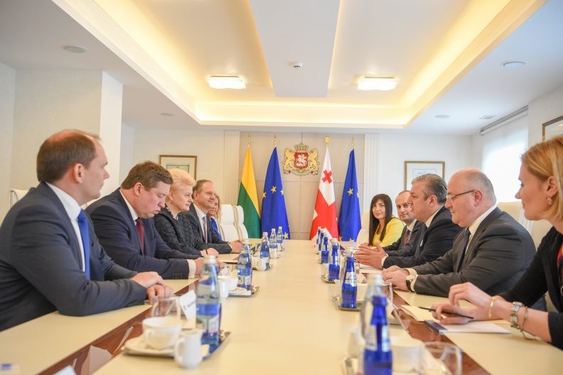 Lietuvos ir Sakartvelo gynybos ministrai aptarė dvišalį bendradarbiavimą