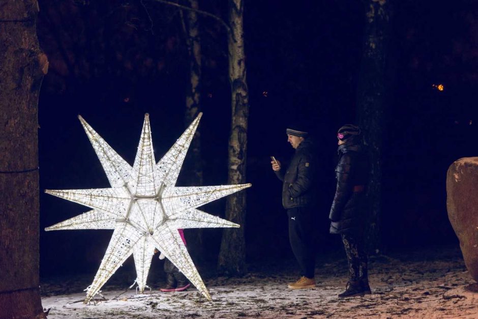 Kauniečius vilioja kalėdinė pasaka Santakos parke