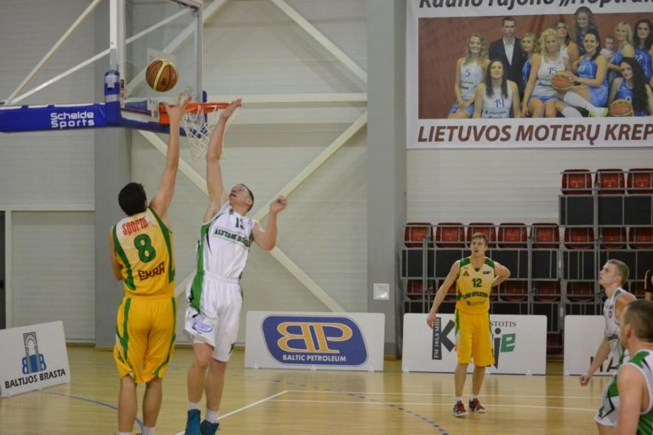 Kauno rajono mero taurę iškovojo Alytaus komanda