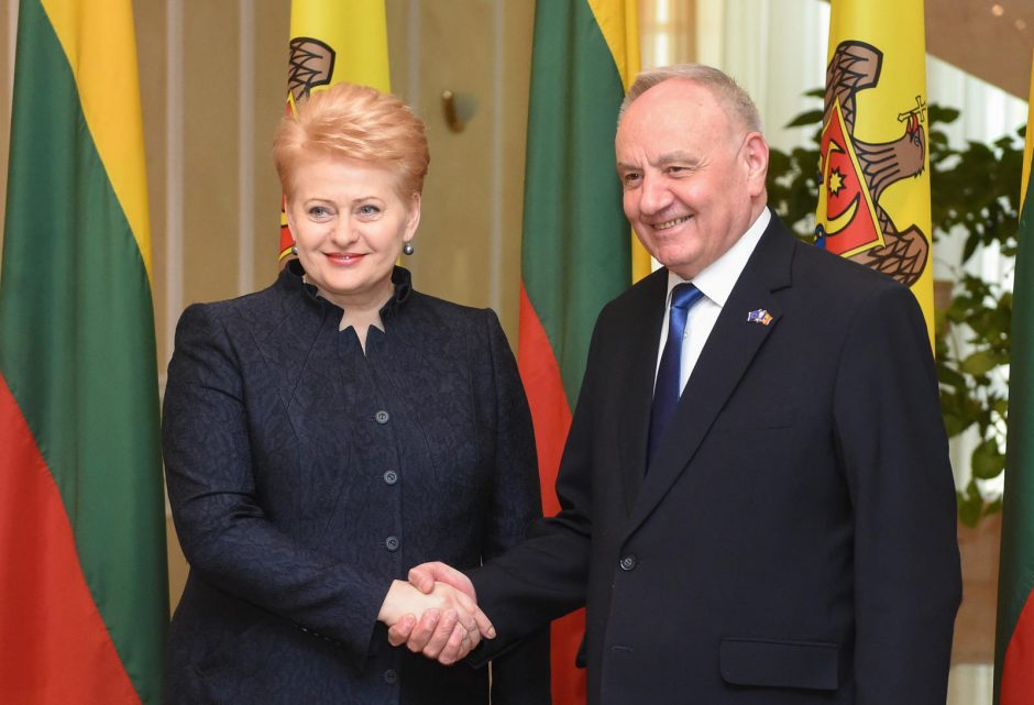 D. Grybauskaitei Moldovoje įteiktas ordinas