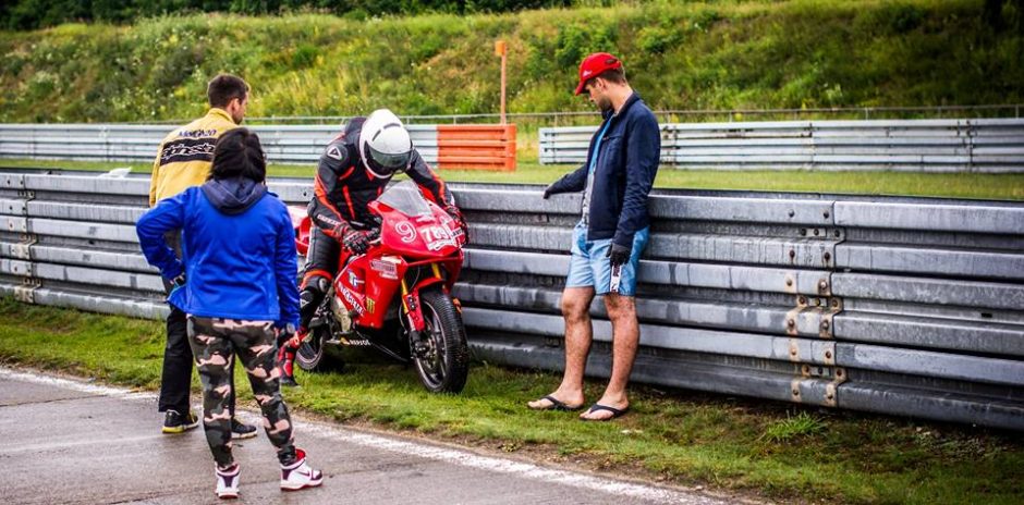 Poznanės trasoje laimė nusišypsojo ir Lietuvos motociklininkams