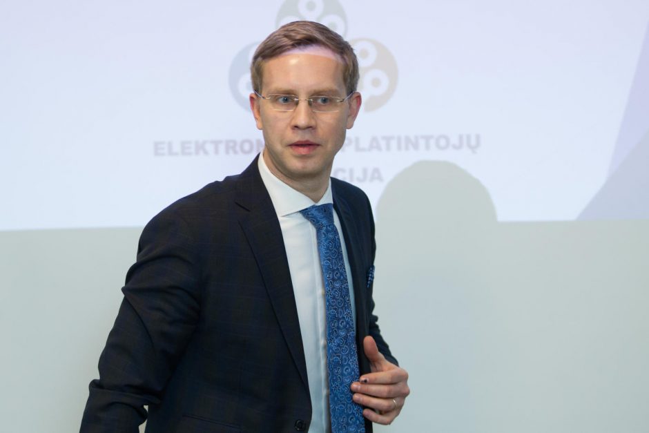 Elektronikos platintojai – prieš Aplinkos ministeriją