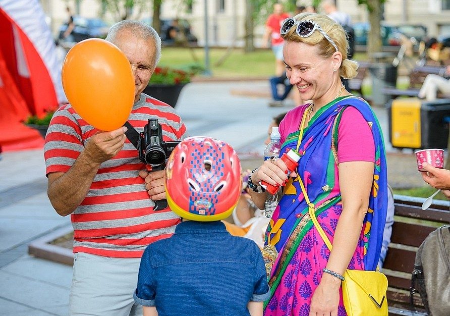 Pasigrožėkite: vilniečius džiugino spalvingas Indijos kultūros festivalis