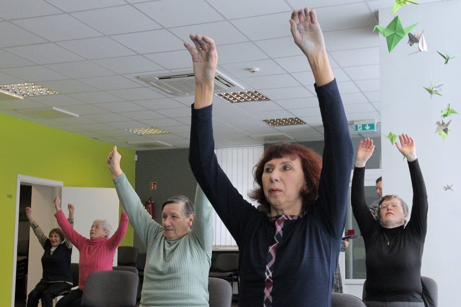 Su ponu Parkinsonu stengiasi sugyventi draugiškai