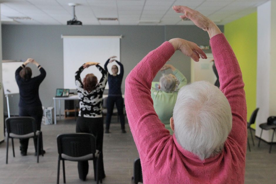 Su ponu Parkinsonu stengiasi sugyventi draugiškai