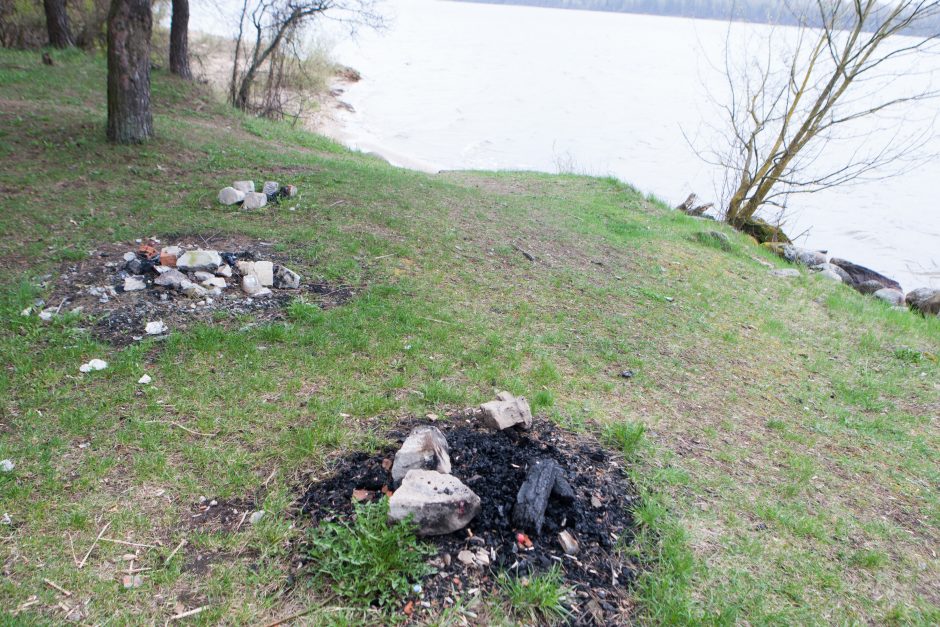 Kaip aplinkosaugininkai pakrantę pavertė šiukšlynu