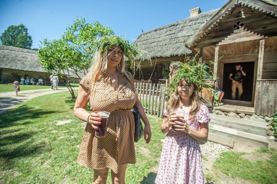 Liaudies buities muziejuje praeitis susitinka ateitį