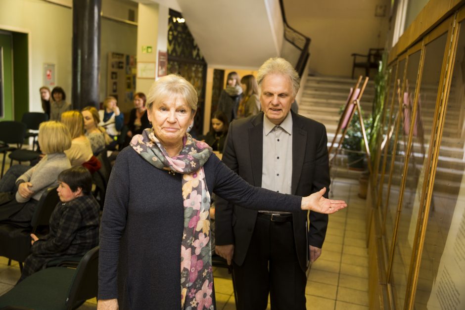 Poetas K. Bradūnas lietuvybę vaikams skiepijo ir simbolinėmis baudomis
