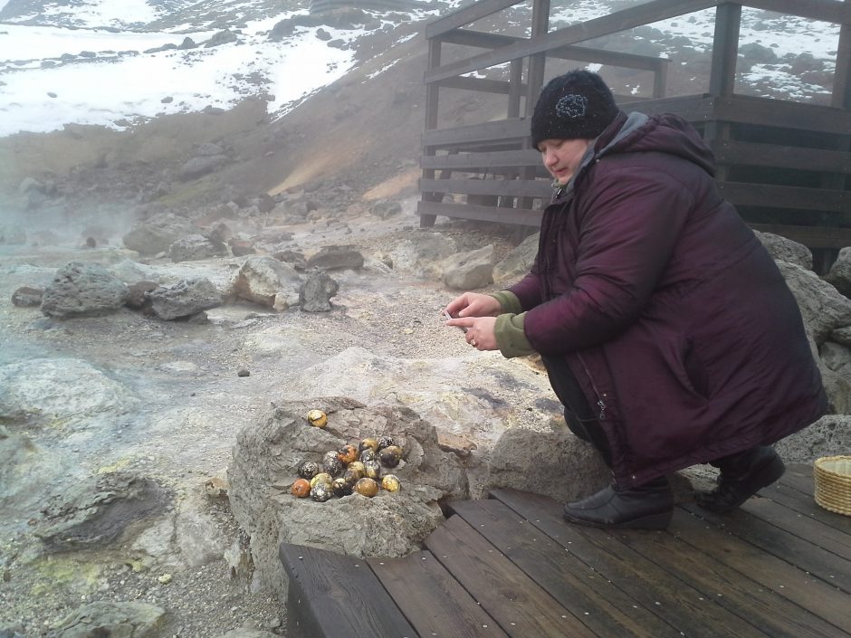 Islandijoje gelbėjo šeimą, bet dabar grįžti neketina