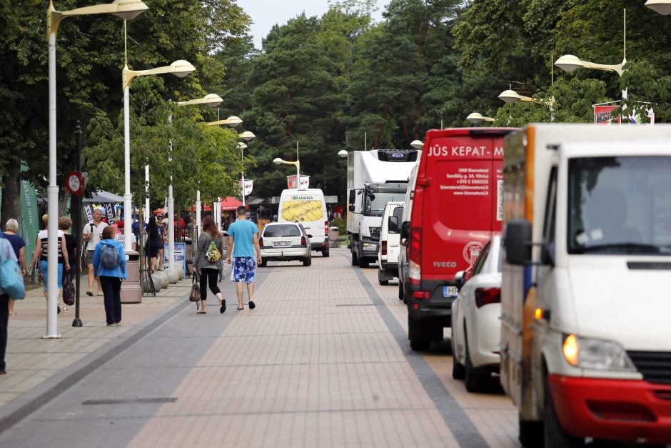 Pajūryje – vasaros finišas: teks paploninti pinigines